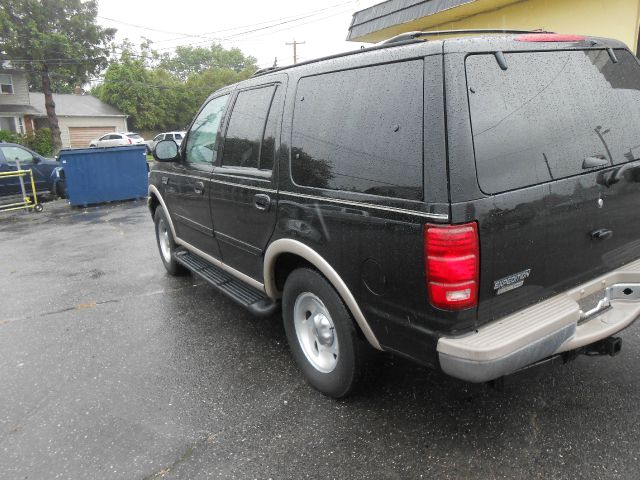 1999 Ford Expedition E320 - Extra Sharp