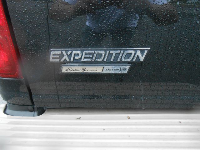 1999 Ford Expedition E320 - Extra Sharp