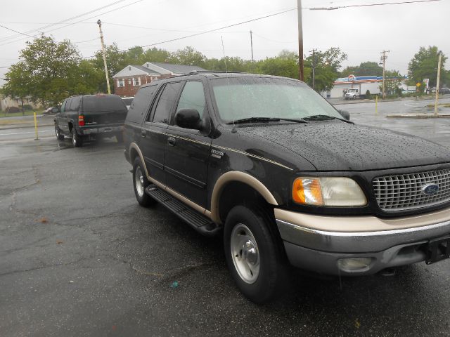 1999 Ford Expedition E320 - Extra Sharp
