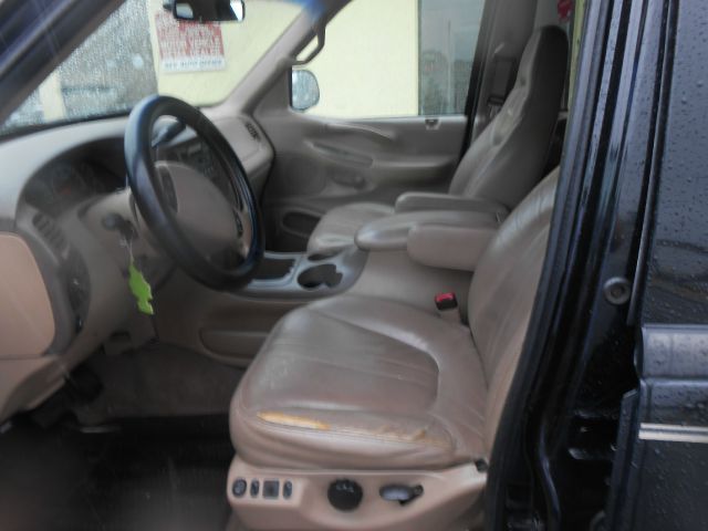 1999 Ford Expedition E320 - Extra Sharp