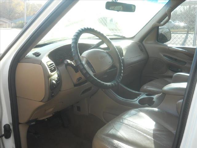 1999 Ford Expedition ESi