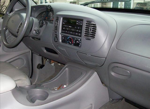 1999 Ford Expedition Unknown