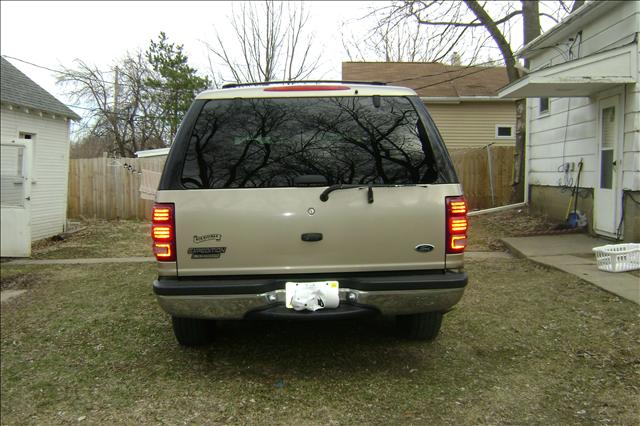 2000 Ford Expedition Unknown