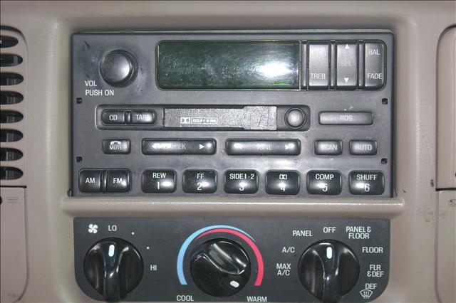 2000 Ford Expedition Unknown