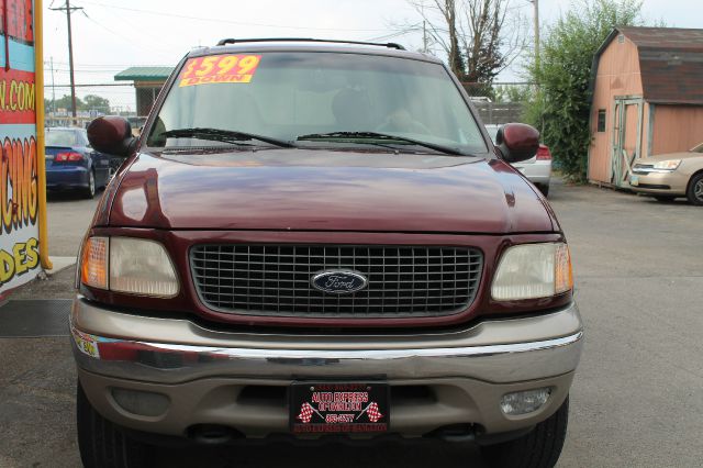 2000 Ford Expedition E320 - Extra Sharp