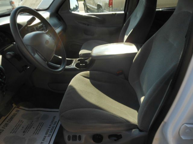 2000 Ford Expedition SL 4x4 Regular Cab