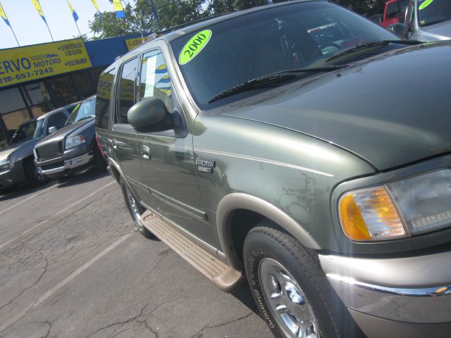 2000 Ford Expedition SL 4x4 Regular Cab