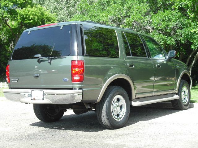 2000 Ford Expedition E320 - Extra Sharp
