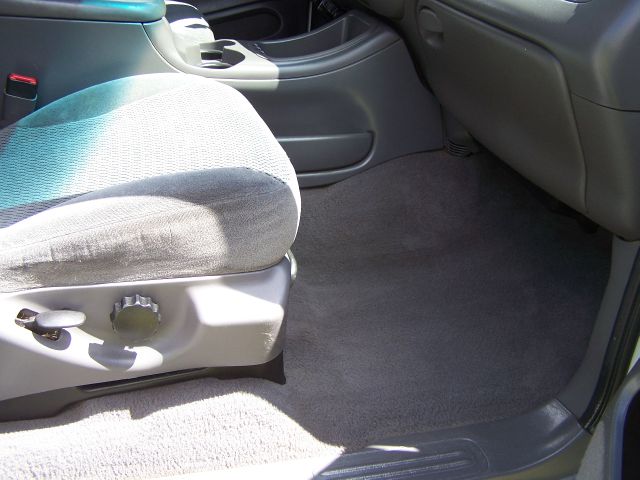 2000 Ford Expedition SL 4x4 Regular Cab