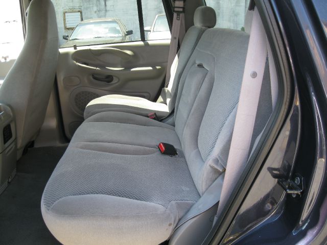 2000 Ford Expedition SL 4x4 Regular Cab