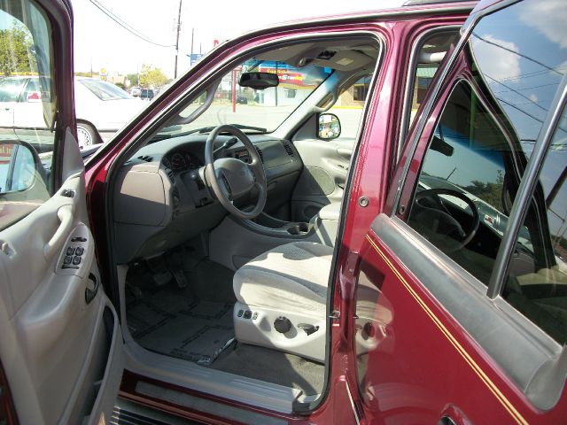 2000 Ford Expedition SL 4x4 Regular Cab