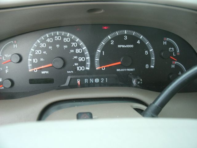 2000 Ford Expedition E320 - Extra Sharp