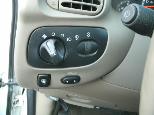 2000 Ford Expedition E320 - Extra Sharp