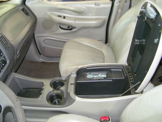 2000 Ford Expedition ESi