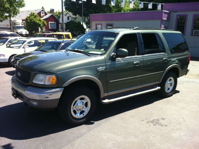2000 Ford Expedition E320 - Extra Sharp