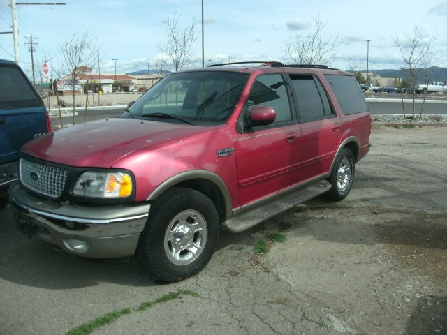 2000 Ford Expedition E320 - Extra Sharp