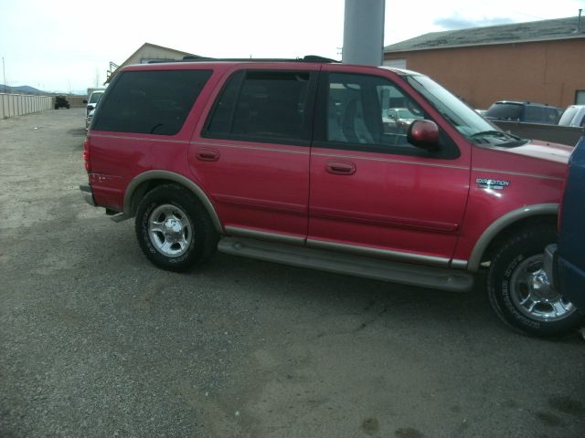 2000 Ford Expedition E320 - Extra Sharp