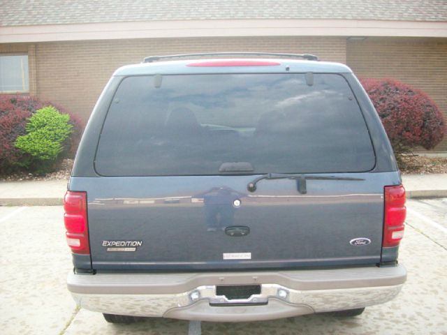 2000 Ford Expedition E320 - Extra Sharp