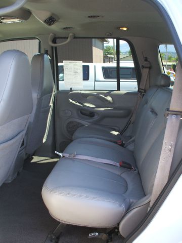 2000 Ford Expedition SL 4x4 Regular Cab