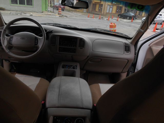 2001 Ford Expedition SL 4x4 Regular Cab