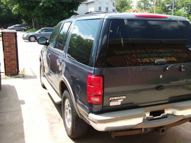 2001 Ford Expedition E320 - Extra Sharp
