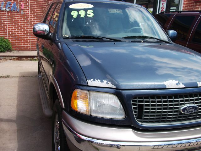 2001 Ford Expedition E320 - Extra Sharp