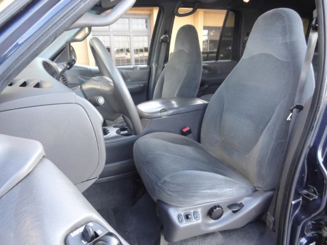 2001 Ford Expedition SL 4x4 Regular Cab