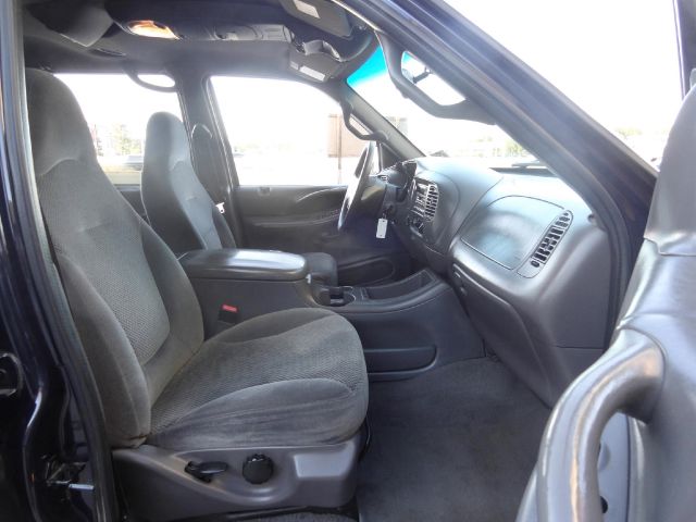 2001 Ford Expedition SL 4x4 Regular Cab