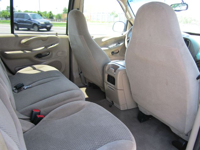 2001 Ford Expedition SL 4x4 Regular Cab