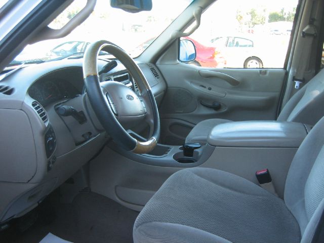 2001 Ford Expedition SL 4x4 Regular Cab