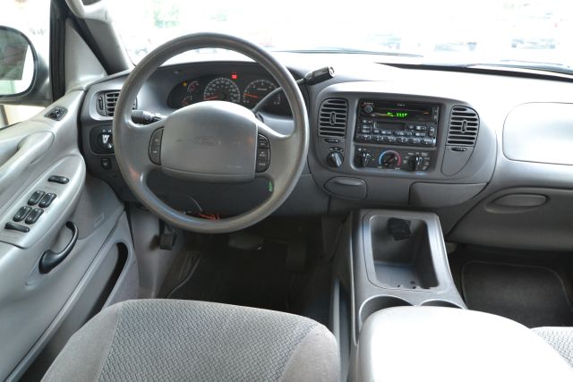 2001 Ford Expedition SL 4x4 Regular Cab