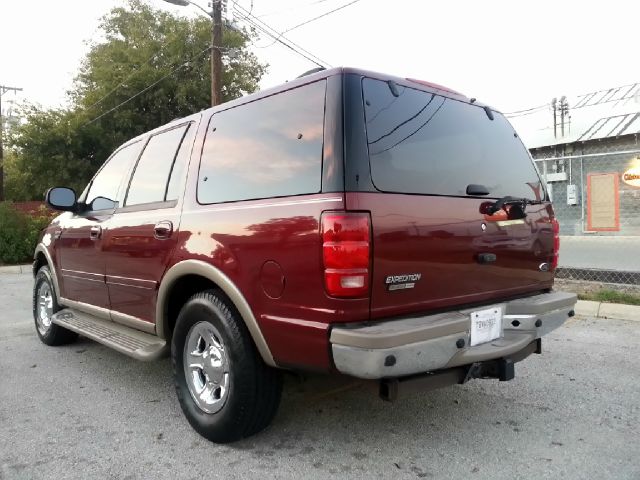 2001 Ford Expedition E320 - Extra Sharp