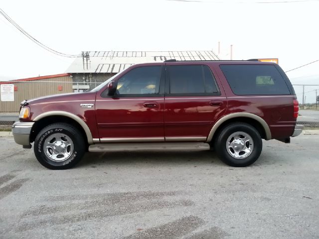 2001 Ford Expedition E320 - Extra Sharp