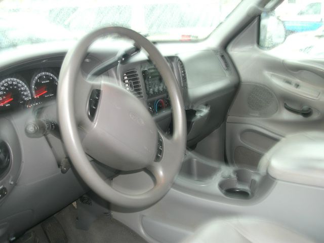 2001 Ford Expedition SL 4x4 Regular Cab