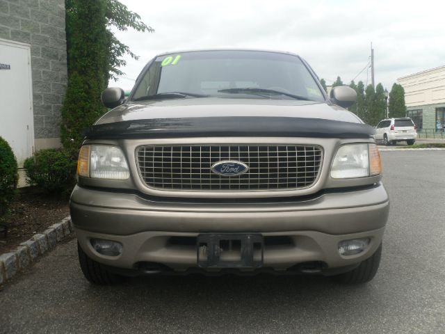 2001 Ford Expedition E320 - Extra Sharp