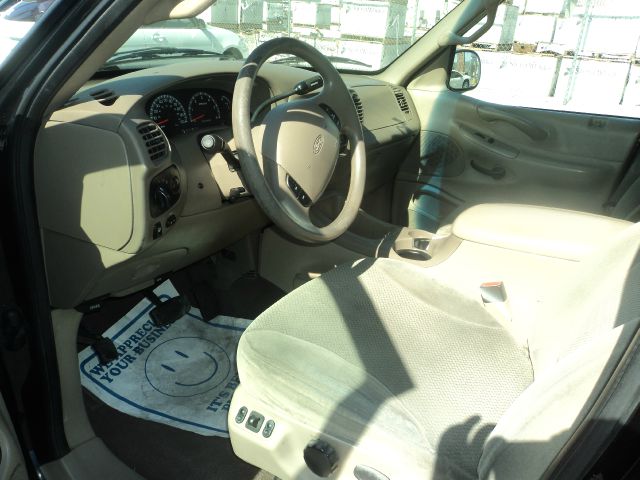 2001 Ford Expedition XL XLT Work Series