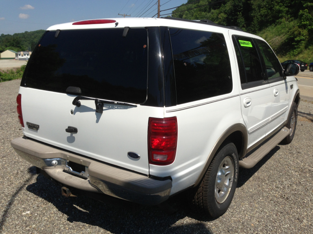 2001 Ford Expedition E320 - Extra Sharp