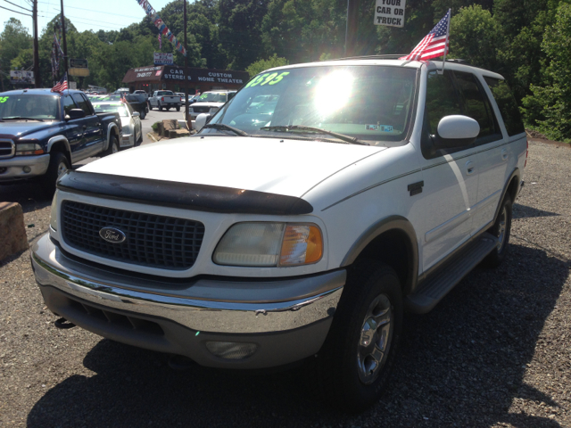 2001 Ford Expedition E320 - Extra Sharp