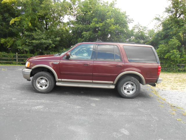 2001 Ford Expedition E320 - Extra Sharp