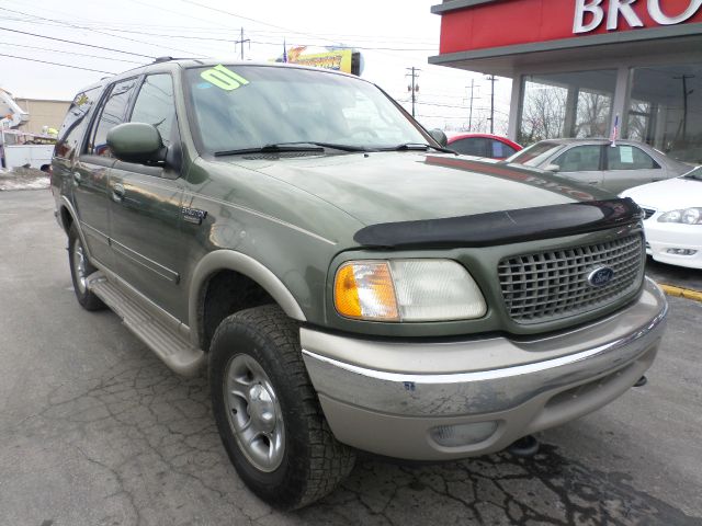 2001 Ford Expedition E320 - Extra Sharp