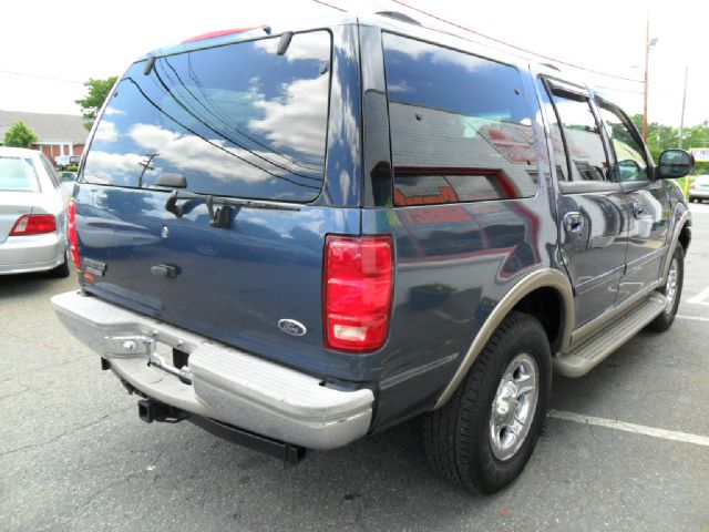 2002 Ford Expedition E320 - Extra Sharp