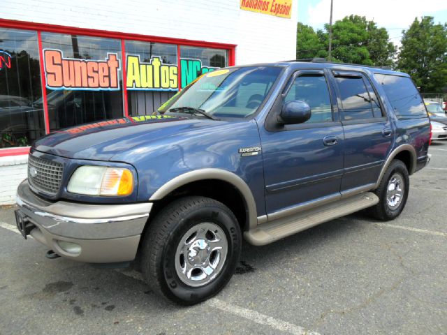 2002 Ford Expedition E320 - Extra Sharp