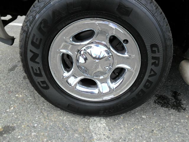 2002 Ford Expedition E320 - Extra Sharp