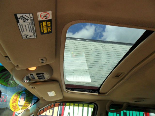 2002 Ford Expedition E320 - Extra Sharp