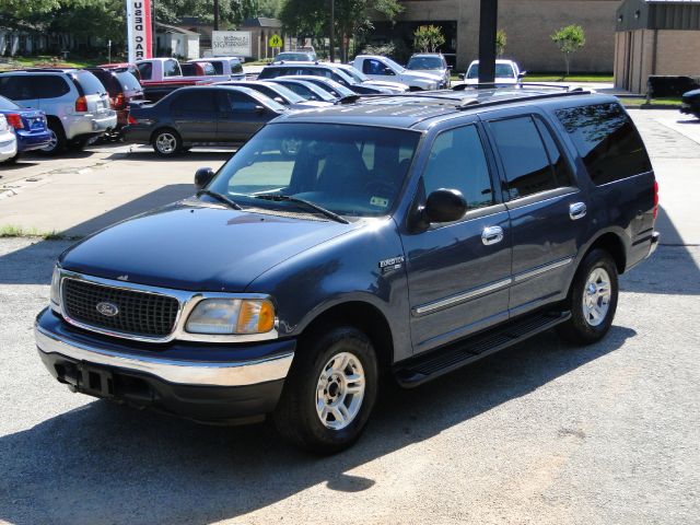 2002 Ford Expedition LS Flex Fuel 4x4 This Is One Of Our Best Bargains