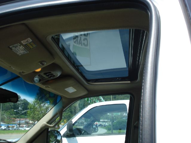 2002 Ford Expedition E320 - Extra Sharp