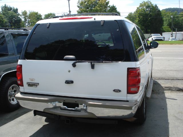 2002 Ford Expedition E320 - Extra Sharp