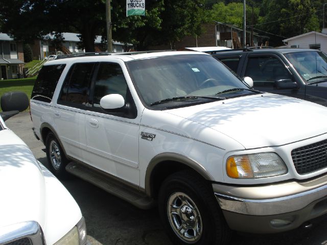 2002 Ford Expedition E320 - Extra Sharp