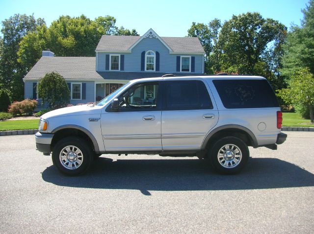2002 Ford Expedition ESi
