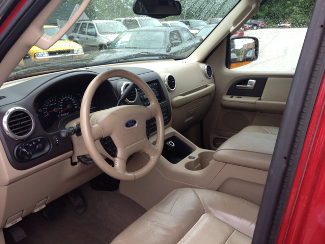 2003 Ford Expedition E320 - Extra Sharp